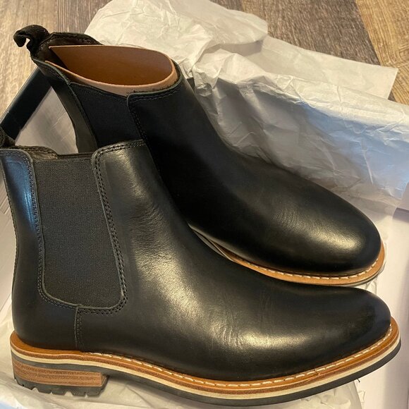 Helm The Finn Black Chelsea Boots, Leather, 7.5 / 8 D